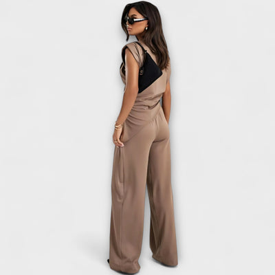 Sofia – Asymmetrische set met gedrapeerde schouders