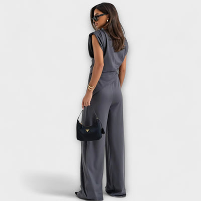 Sofia – Asymmetrische set met gedrapeerde schouders