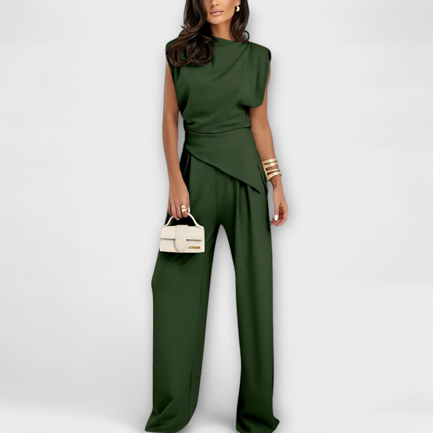 Sofia – Asymmetrische set met gedrapeerde schouders