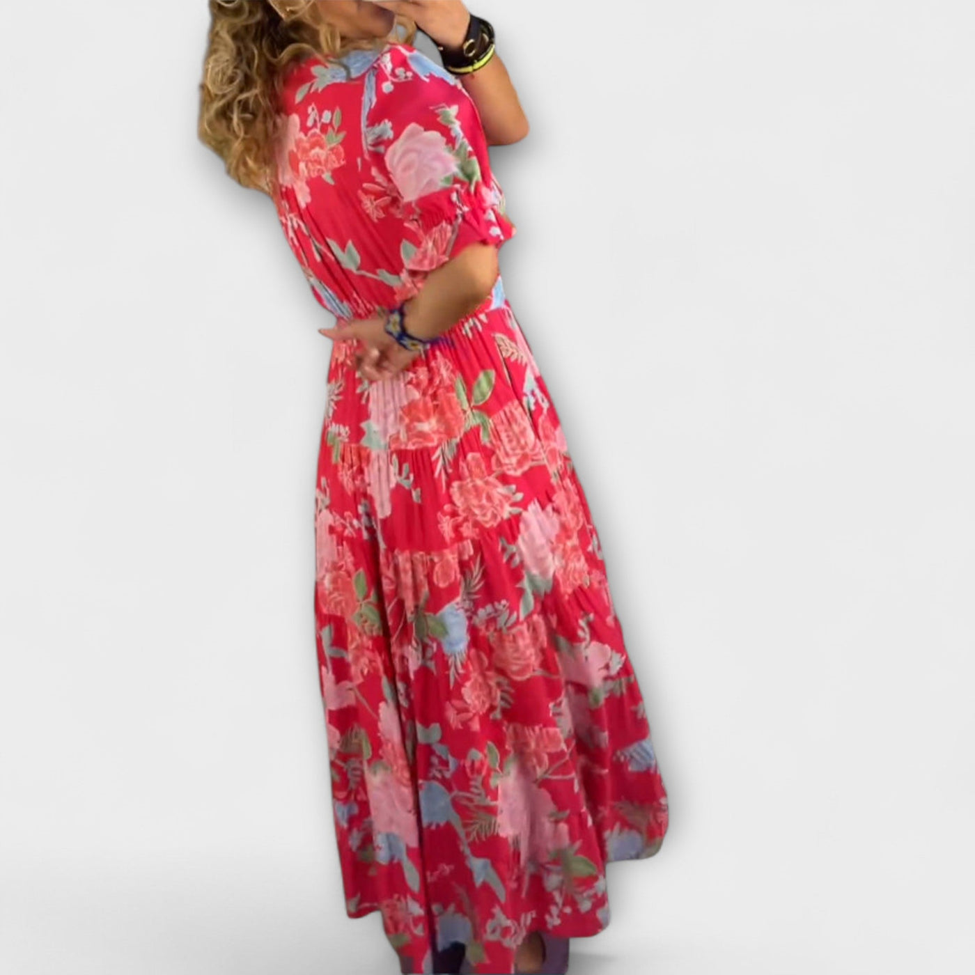 Catrisa – Bloemenprint jurk met V-hals en zakken