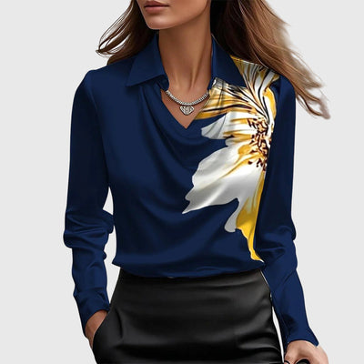 Sylvia – Blouse met luxueuze glans en plooikraag