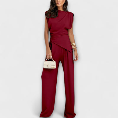 Sofia – Asymmetrische set met gedrapeerde schouders
