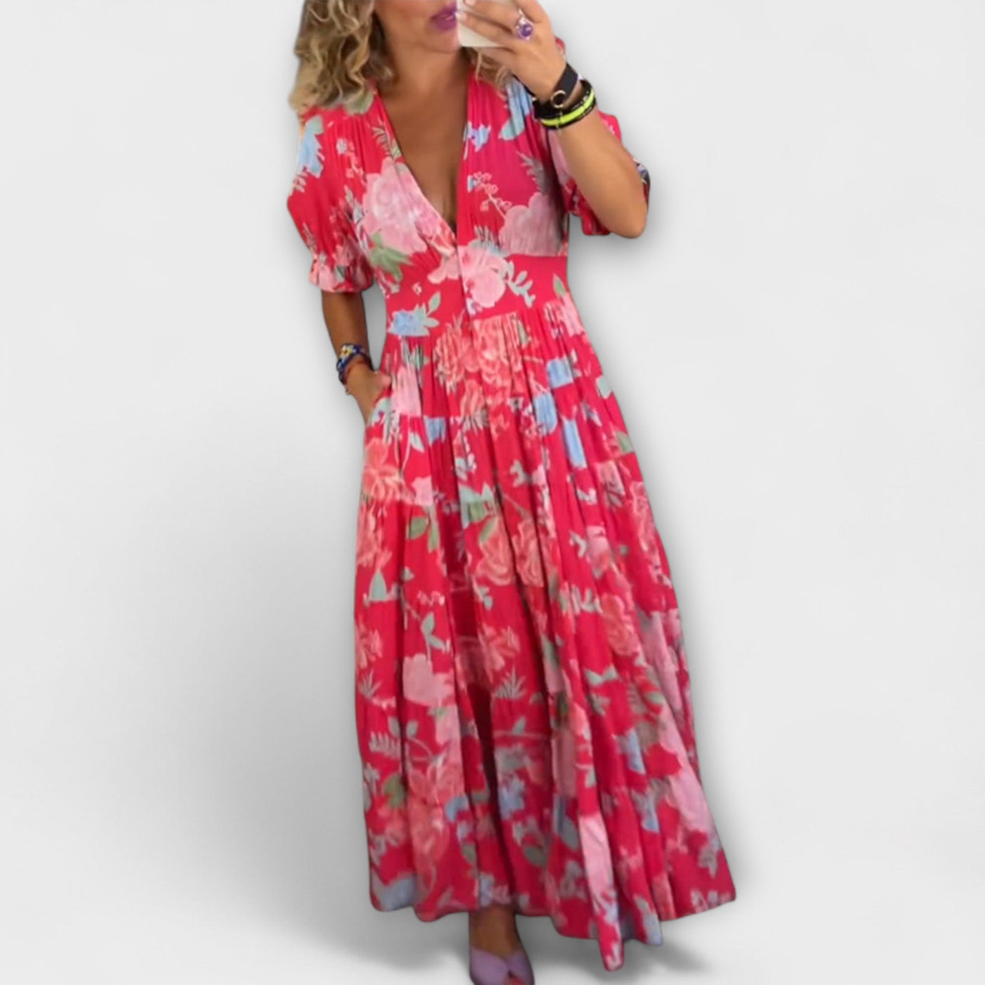 Catrisa – Bloemenprint jurk met V-hals en zakken