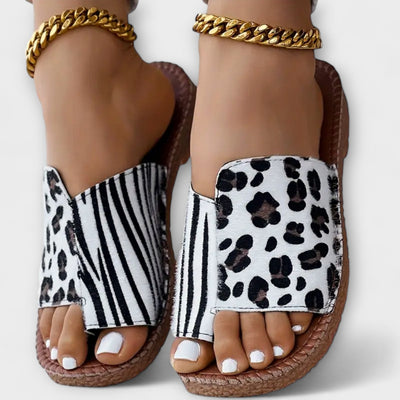 Isa - Slippers met luipaardprint