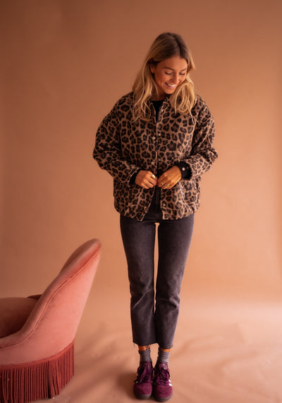 Charlene – Trendy Jas met Stijlvolle Look